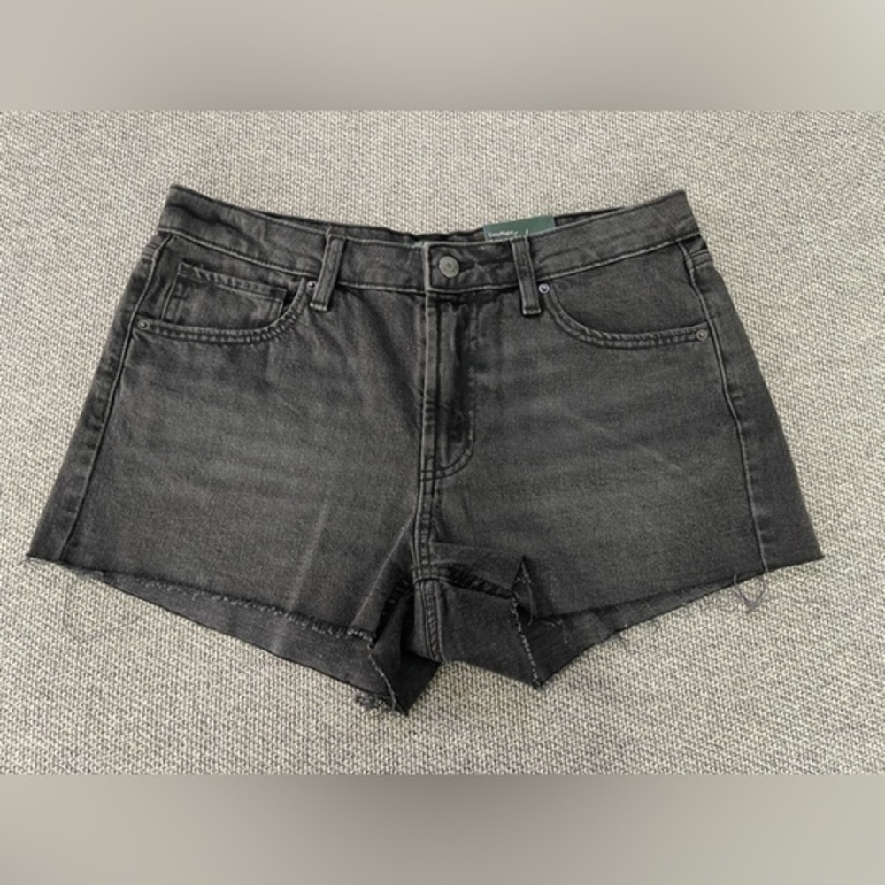 Wild Fable - Black Denim Women's Shorts - Low Rise -  Size 8 / 2.5" Inseam